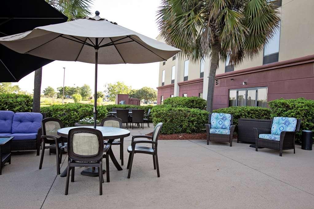 Hampton Inn Moultrie Exterior photo
