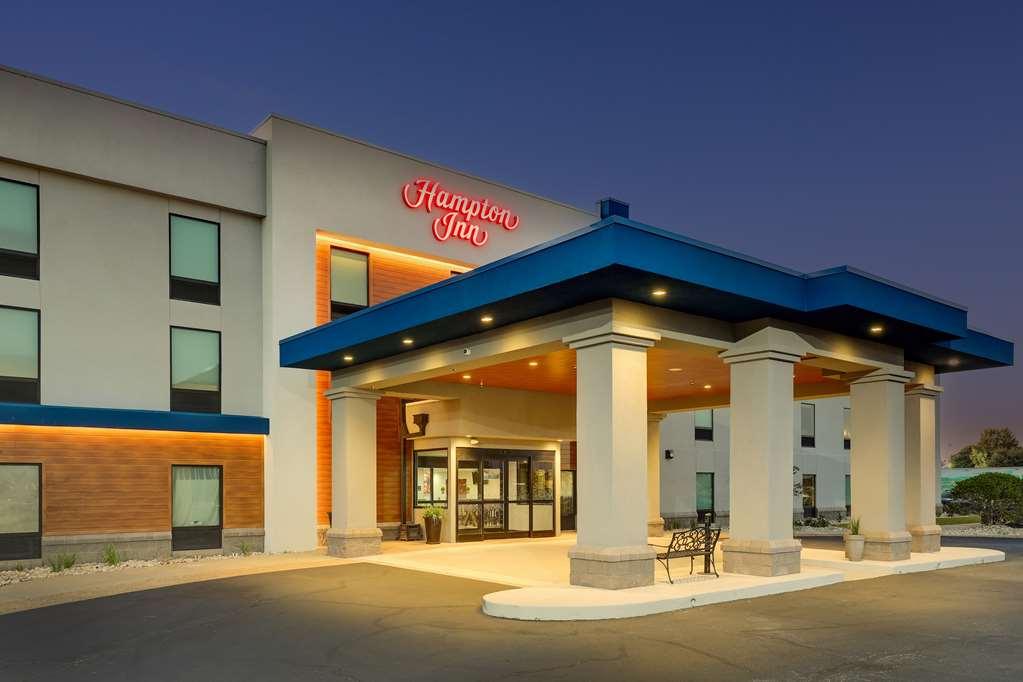 Hampton Inn Moultrie Exterior photo