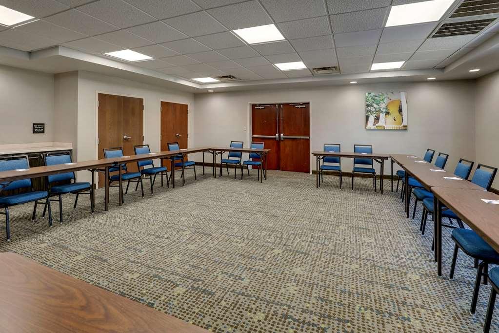 Hampton Inn Moultrie Facilities photo