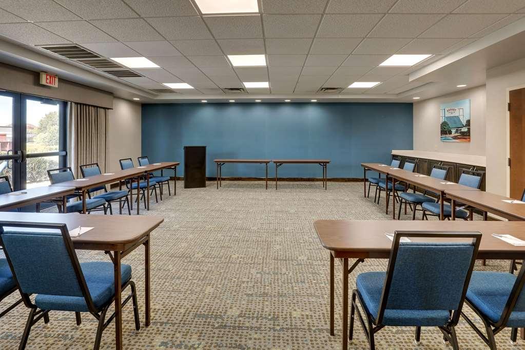 Hampton Inn Moultrie Facilities photo
